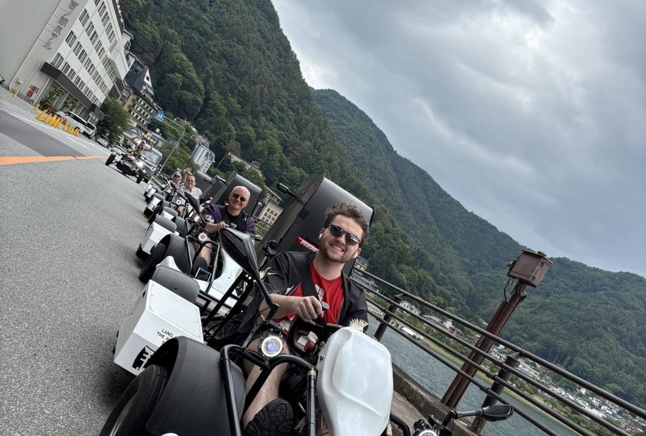 Electric go-kart tour by Lake Kawaguchi with Mt. Fuji scenery